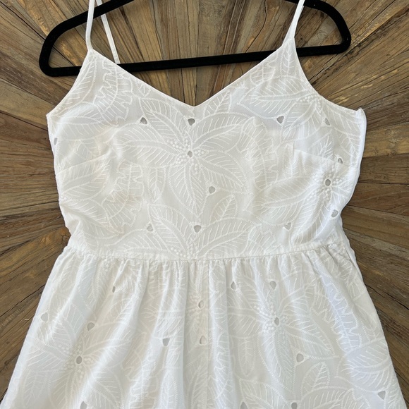 Saks Fifth Avenue white eyelet sundress - Picture 2 of 6